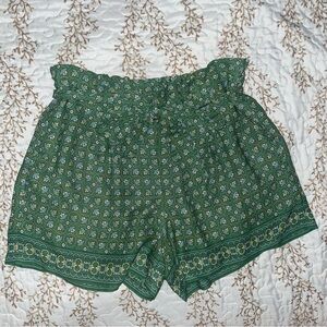 EUC Max Studio Green boho print High Waist Shorts elastic tie waist medium women